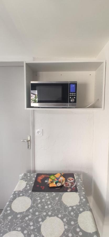 Апартаменты Petit Logement Sur Jardin Сен-Эрблен Экстерьер фото